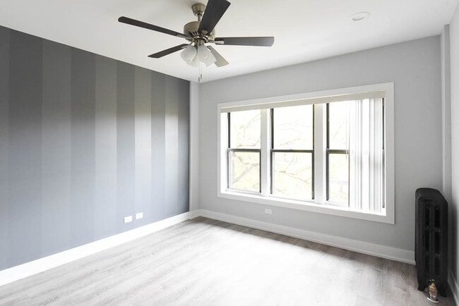 Foto del edificio - 1708 W Juneway Terrace