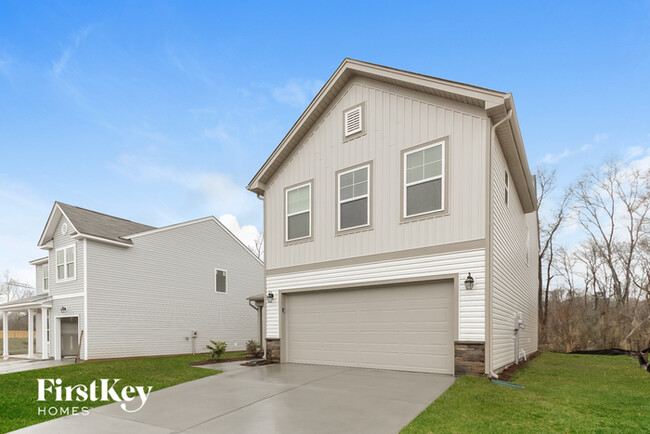 Building Photo - 10226 Holly Park Drive