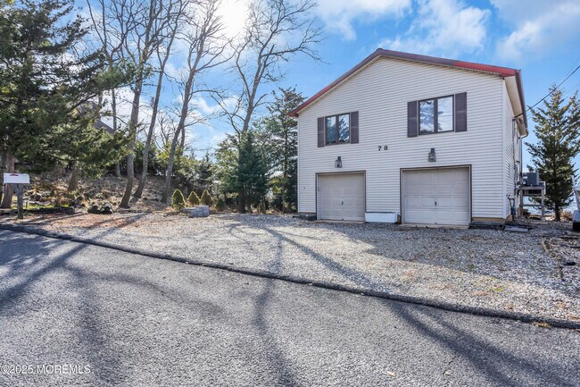Building Photo - 78 Tall Timber Dr