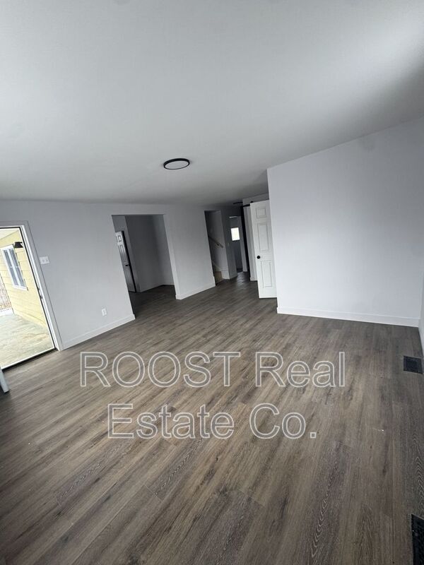 Foto del edificio - 908 John St