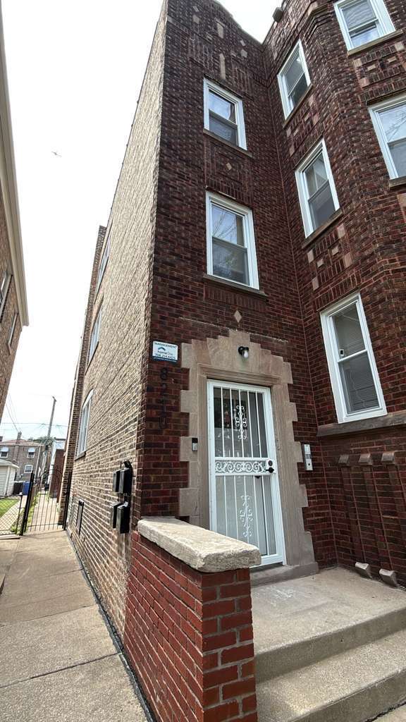 Building Photo - 8210 S Marshfield Ave