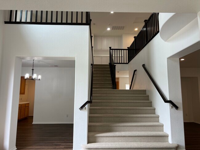 Foto del edificio - 5563 Nanday Ct