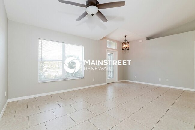 Building Photo - 3 Bedroom Pet-Friendly Home in North Port, FL with Main Street Renewal