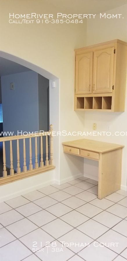 Building Photo - 2128 Topham Ct