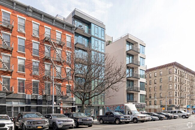 Building Photo - Park Row Harlem
