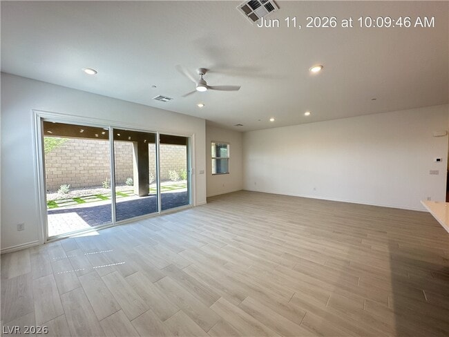 Building Photo - 37 Charlotte Rdg Pl
