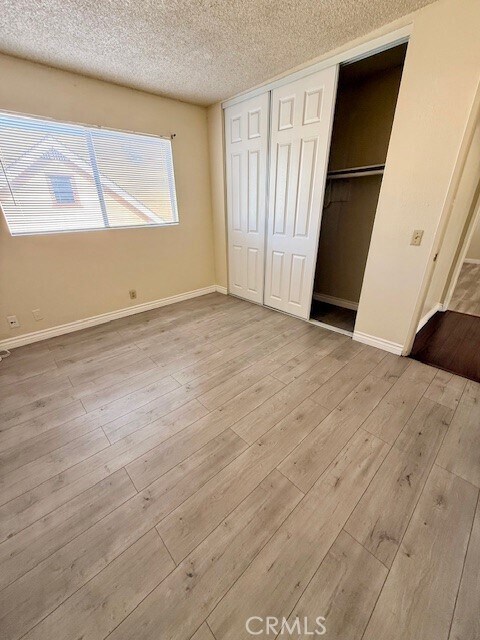 Foto del edificio - 9408 Olive St