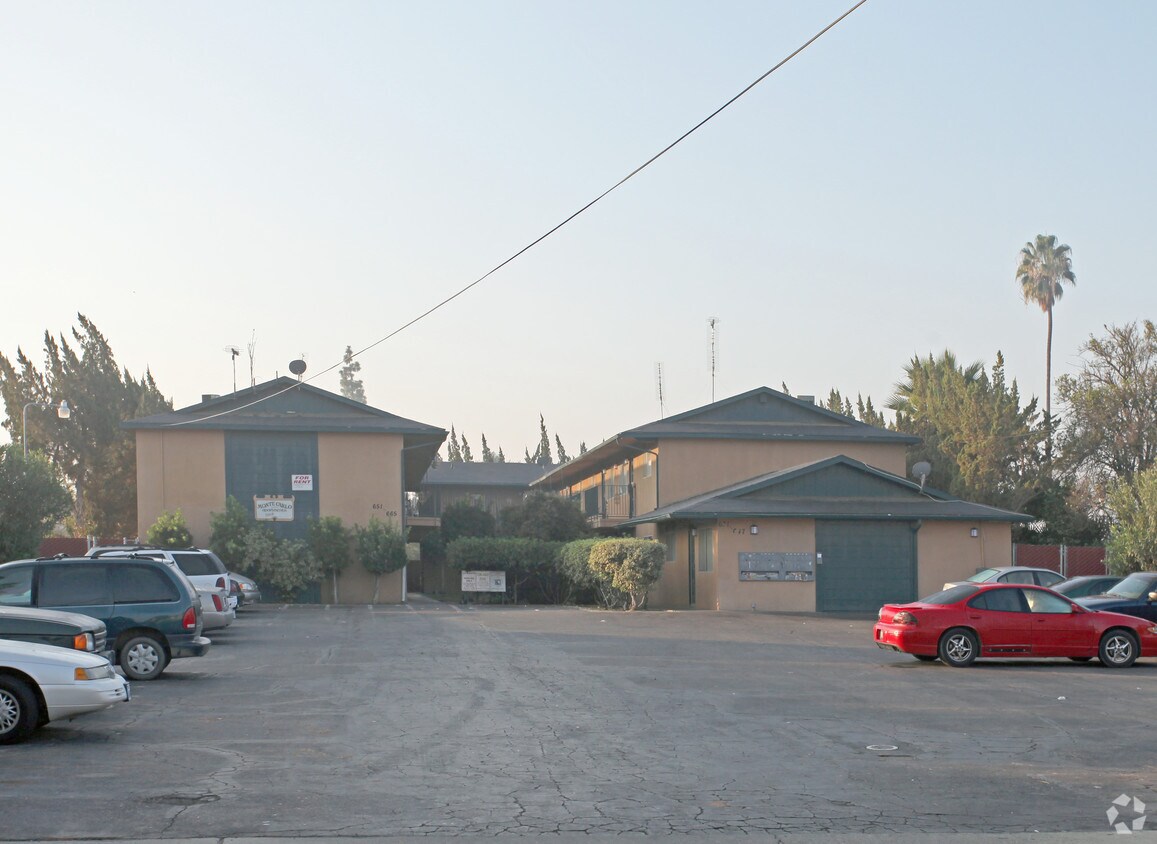 Primary Photo - 647-651 E Malone St