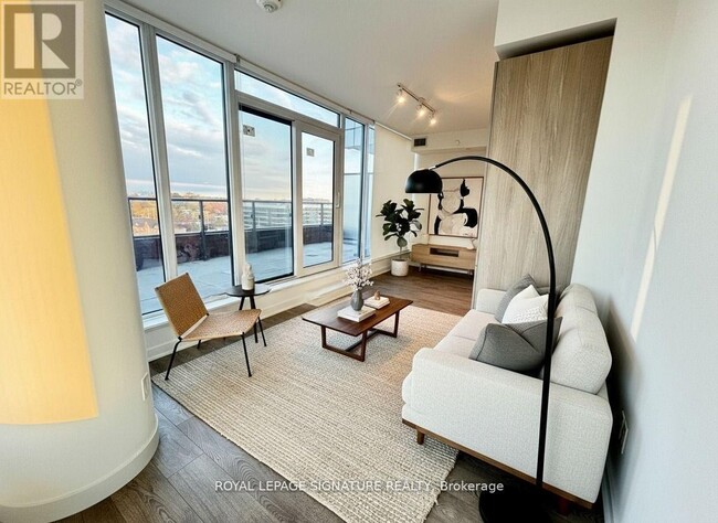 Building Photo - 28 Ann St