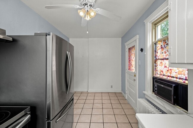 Building Photo - 3 Bedroom Mt. Lebanon Home!
