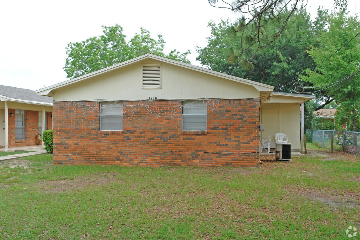 Building Photo - 7140 Pearson Rd