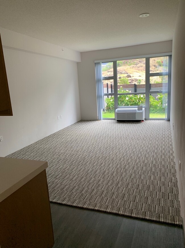 Building Photo - 7000 Hawaii Kai Dr