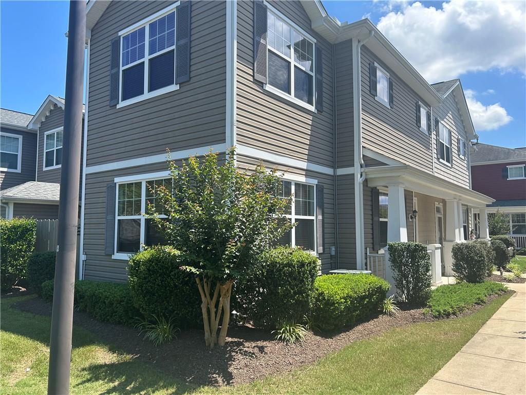 Foto principal - 2409 Leytonstone Dr