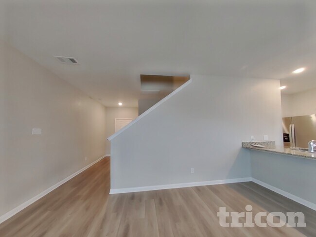 Foto del edificio - 21108 Titian Dr.