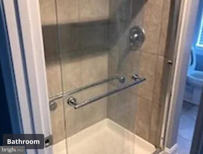 Foto del edificio - 5230 Breezy Point Rd