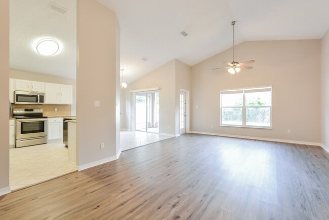 Building Photo - 8059 Birman St