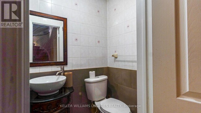 Building Photo - 16 Duggan Dr