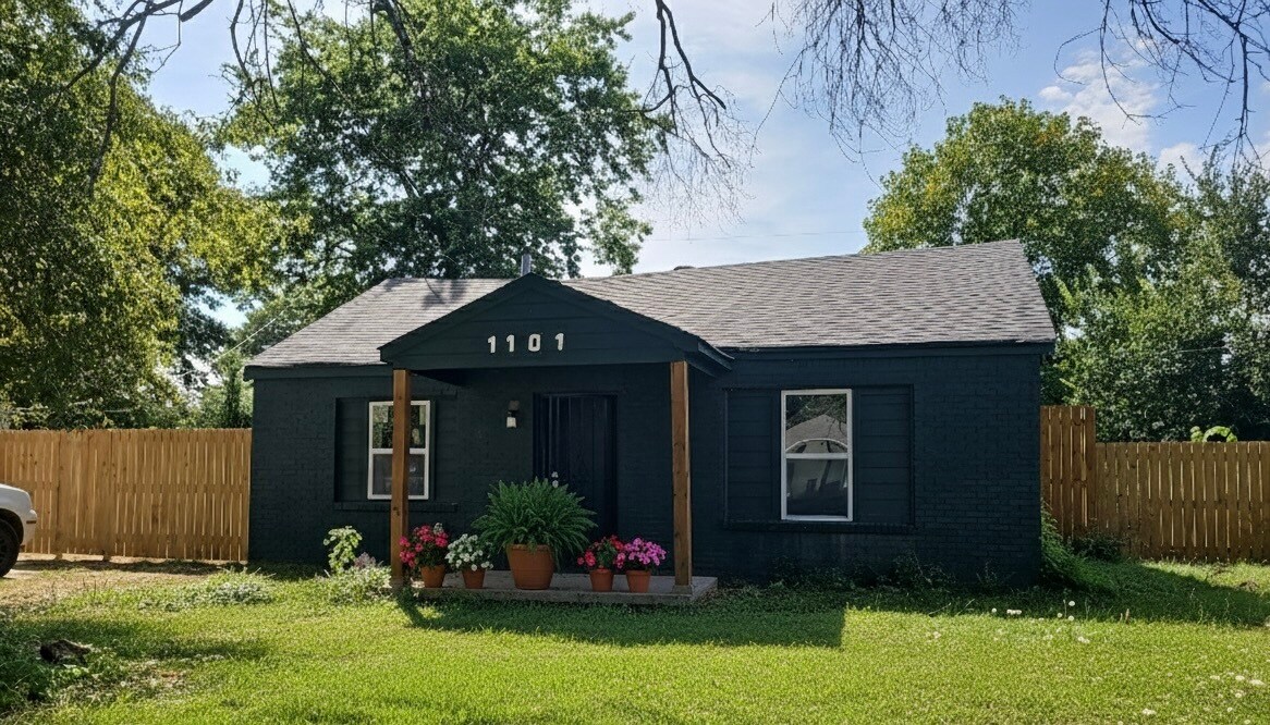 Foto principal - 1101 Haynes St