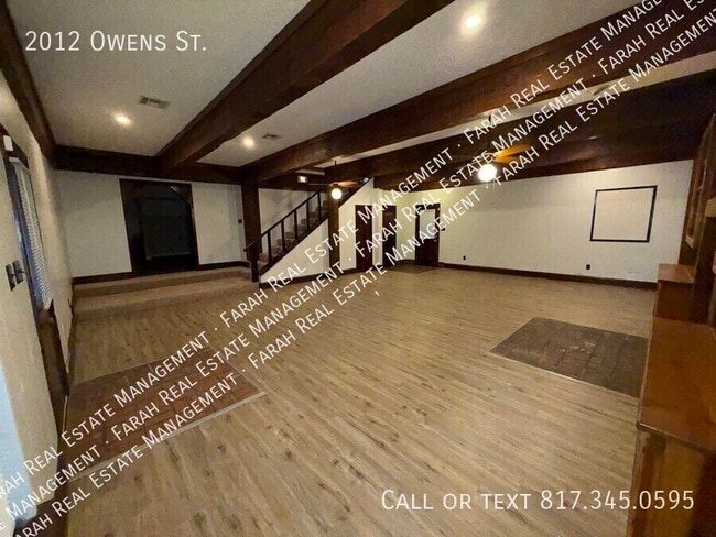 Building Photo - 2012 Owens St