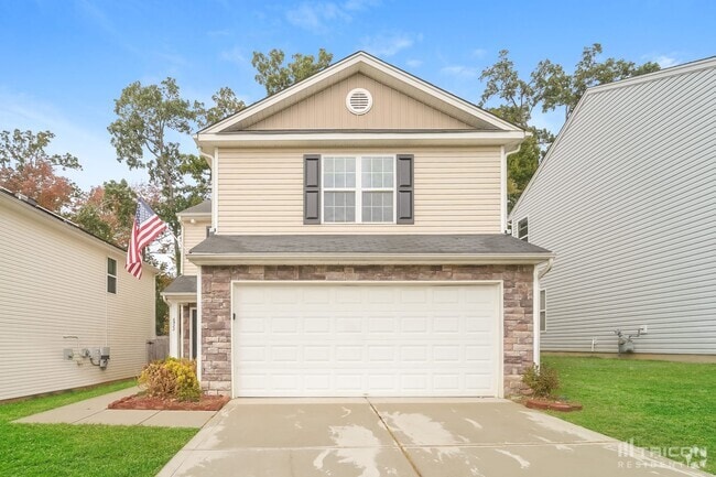 Building Photo - 4522 Esmeralda Drive
