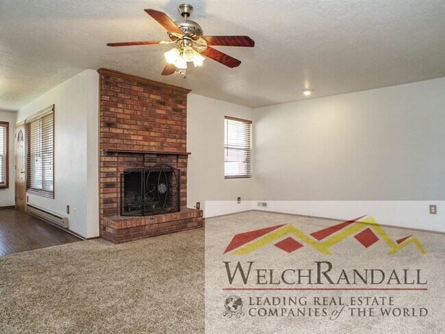 Foto del edificio - Your Ideal 4-Bed Layton Home - Style, Spac...