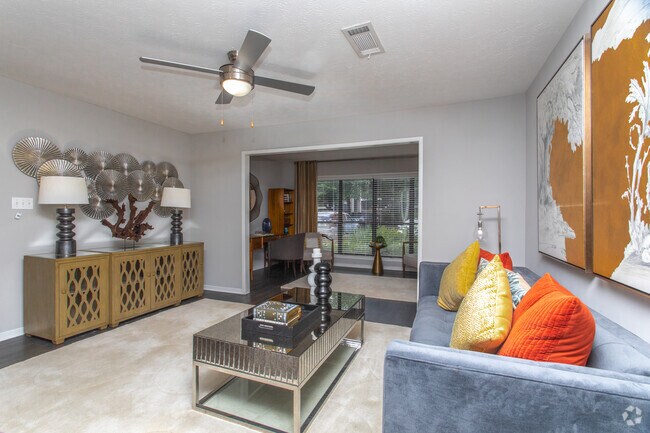 2HAB, 2BA - 1,210 ft² - Arden Vue