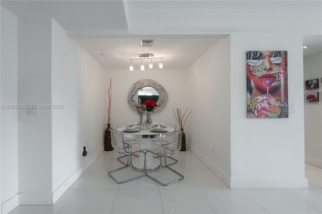Foto del edificio - 90 SW 3rd St