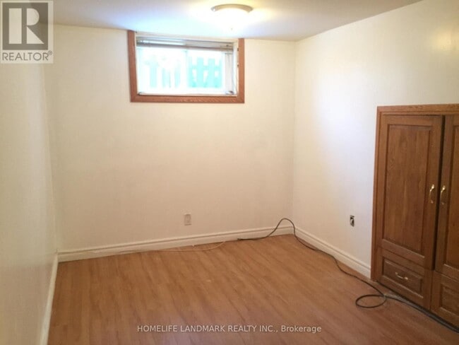 Building Photo - 2770 Quill Crescent