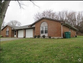 Building Photo - 2318-2324-2324 Kewanna Ln