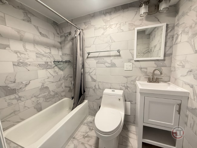 Building Photo - 1952 Ellis Ave