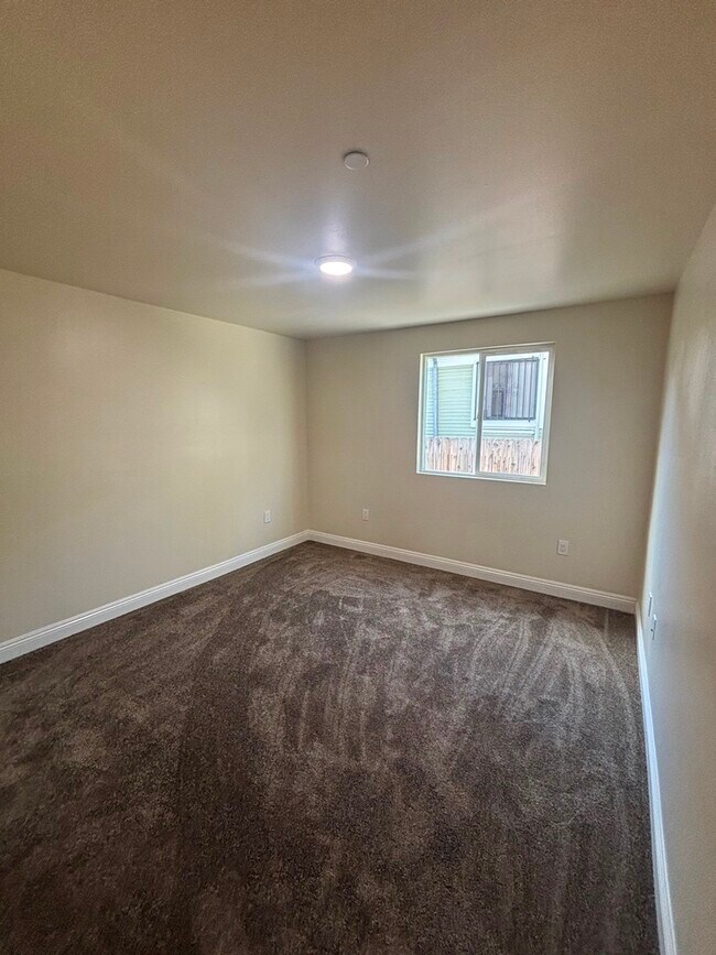 Foto del edificio - 122 E 24th St