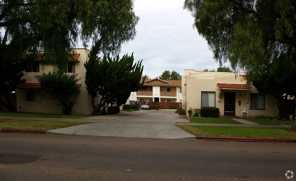 Primary Photo - 361-371 I St