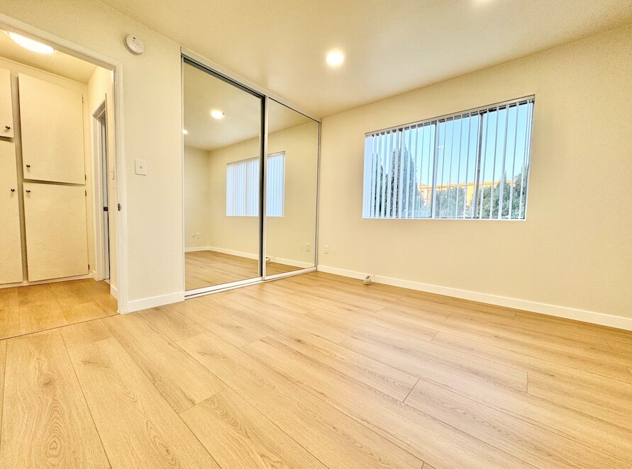 Foto del edificio - 5611 Fulcher Ave, North Hollywood, CA 91601