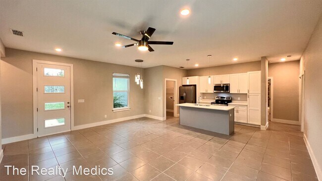 Foto del edificio - 4 br, 2 bath House - 96 Orchid Ct