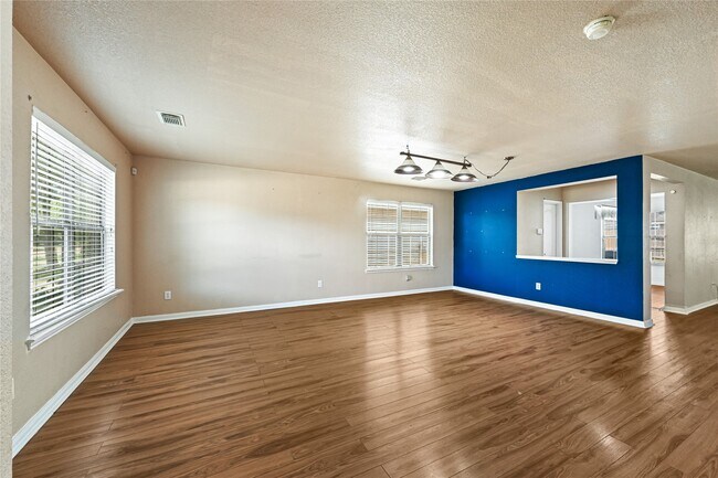 Foto del edificio - 15822 Kings Cypress Ln