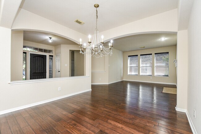Foto del edificio - 9135 Edgeloch Dr