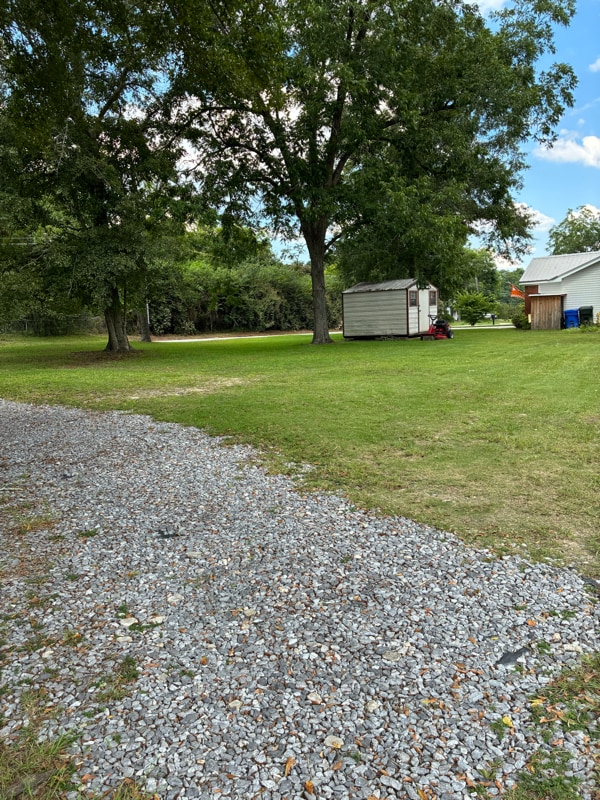 Building Photo - 2131 E Cottonwood Rd