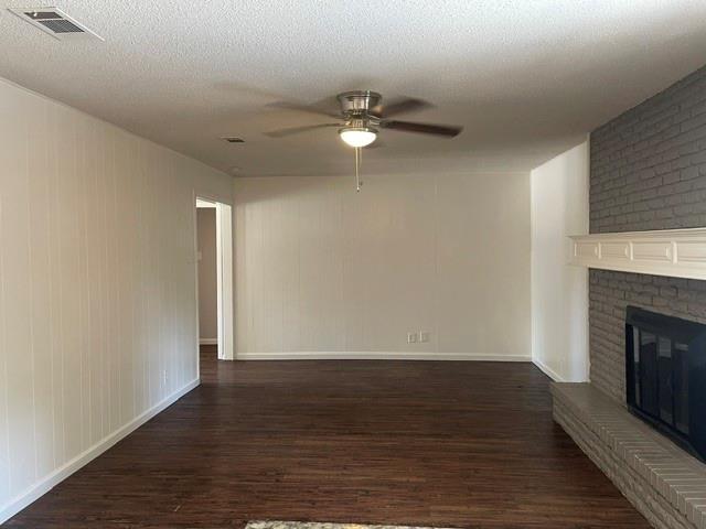 Foto del edificio - 2232 Shady Brook Dr