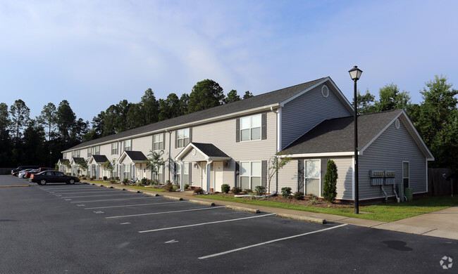 Building Photo - Brierwood Townhomes