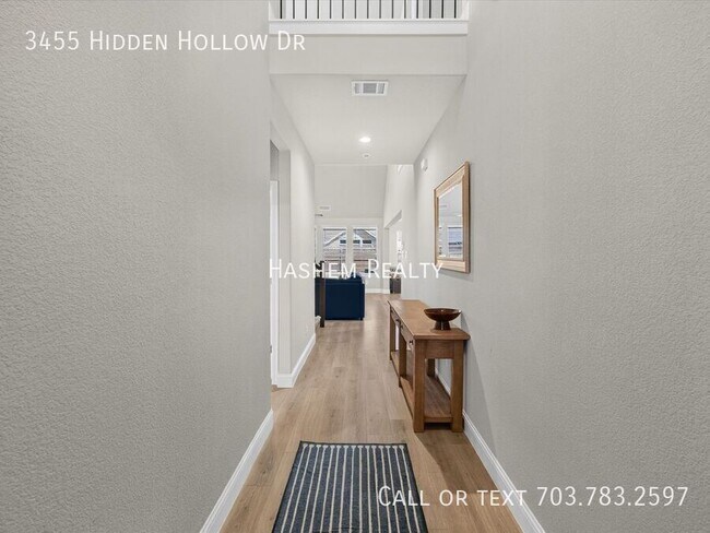 Foto del edificio - 3455 Hidden Holw Dr