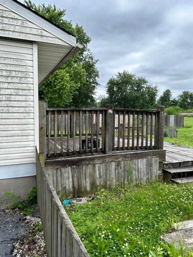 Foto del edificio - 303 Wilson Park Ln