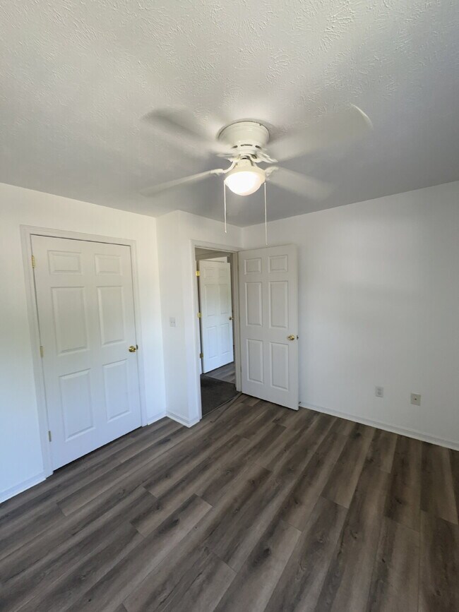 Foto del edificio - "2-Bed, 2-Bath Gem with Spacious 904 Sq Ft...