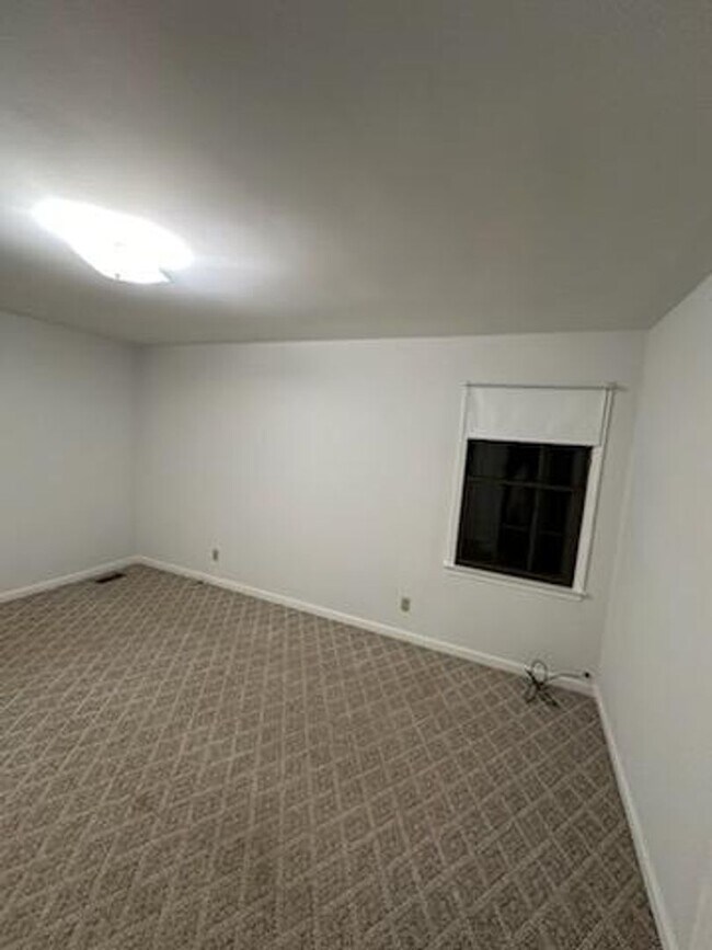 Foto del edificio - 3 bedroom, 2 bath in Tappahannock