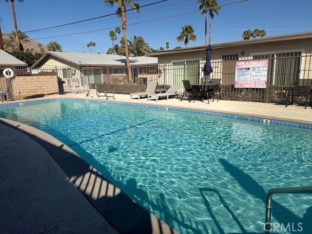 Foto principal - 686 E Cottonwood Rd