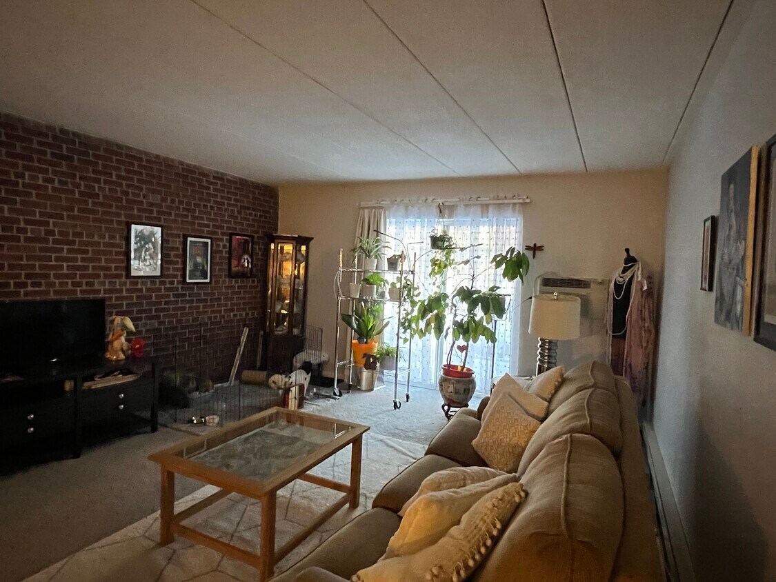 Foto del edificio - 36 Greentree Ln