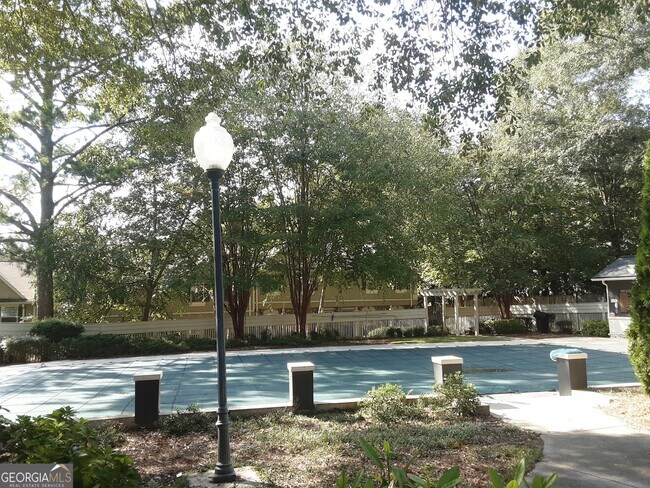 Foto del edificio - 6900 Roswell Rd