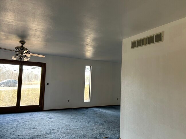 Foto del edificio - 725 S Belt W