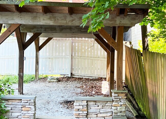 Foto del edificio - 3263 Bishop St