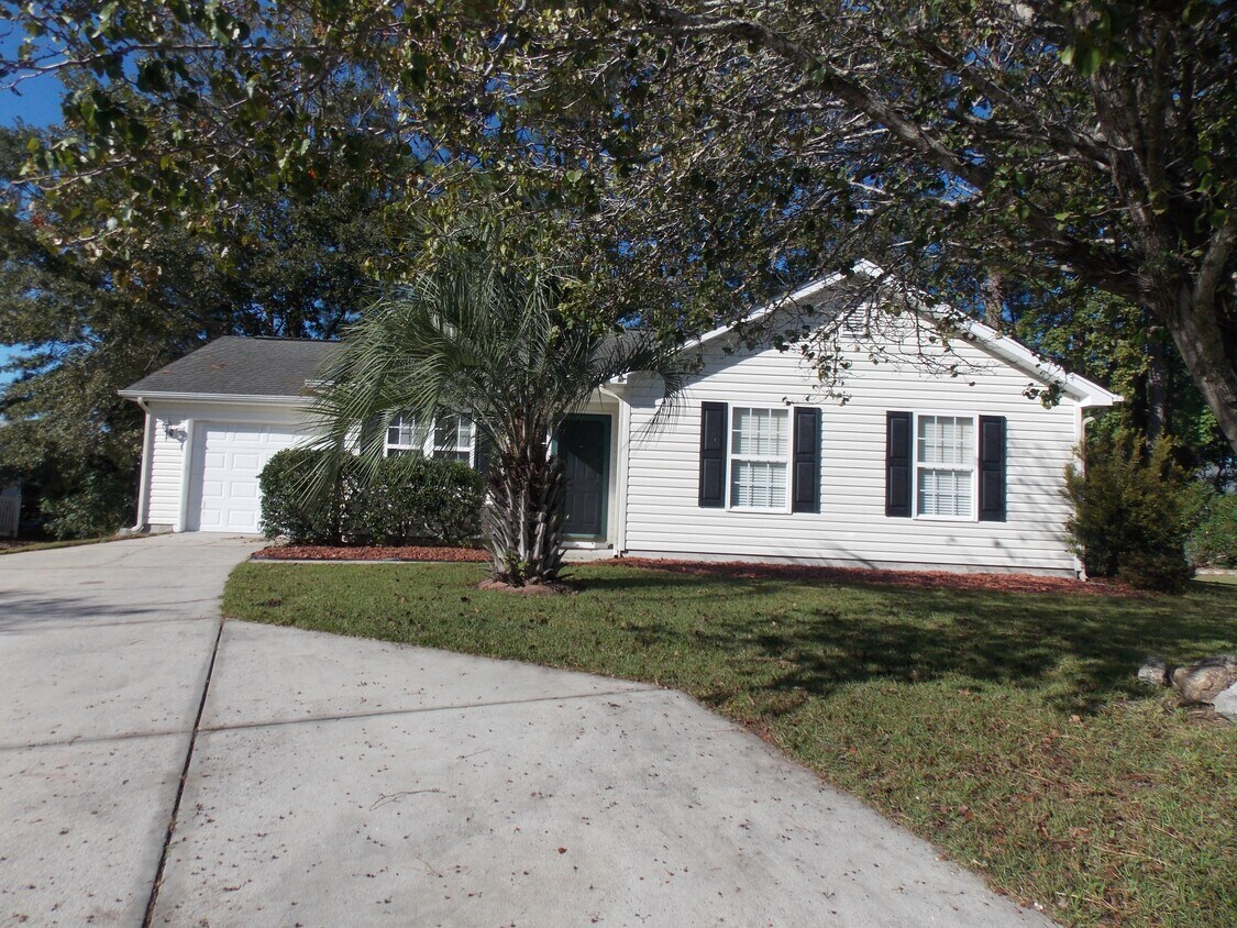 Foto principal - 716 Lilly Naz Ln