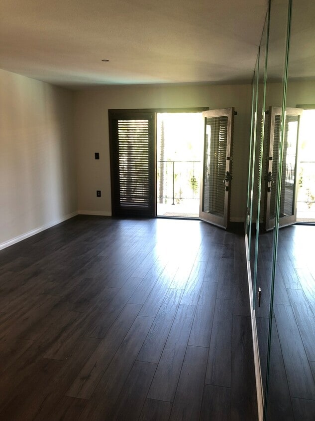 Los Caballeros #313 - Los Caballeros #313